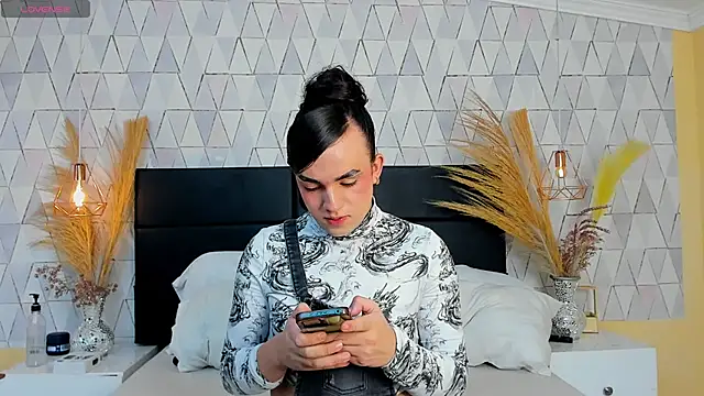 JustinePerry online show from 26, 3, 2026