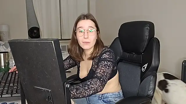 Snapshot of Kinkycouple1789 chatting on 31, 12, 2024 Kinkycouple1789 online show from 31, 12, 2024