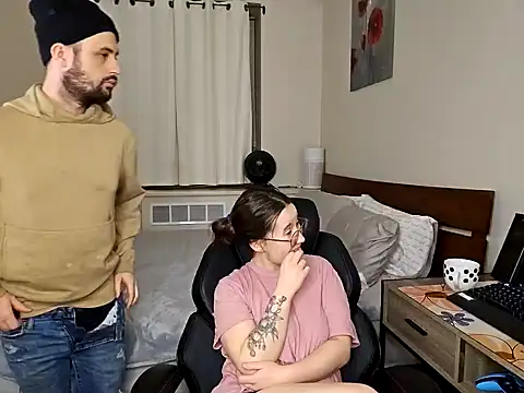 Snapshot of Kinkycouple1789 chatting on 22, 1, 2025 Kinkycouple1789 online show from 22, 1, 2025