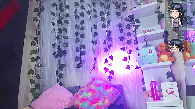 Snapshot of tokito_mitsuri chatting on 14, 11, 2025 tokito mitsuri online show from 14, 11, 2025