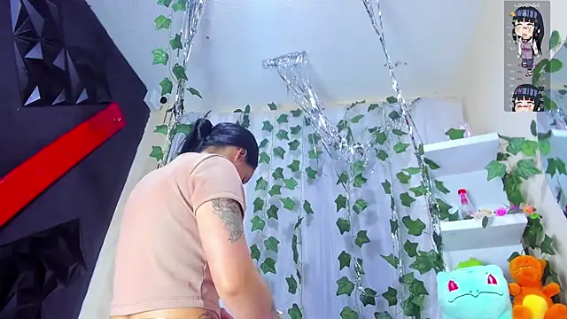 Snapshot of tokito_mitsuri chatting on 5, 12, 2025 tokito mitsuri online show from 5, 12, 2025