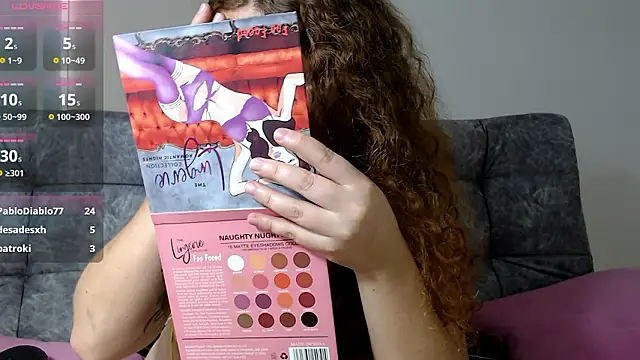 Snapshot of Mia_fooxx_ chatting on 4, 12, 2024 Mia fooxx online show from 4, 12, 2024