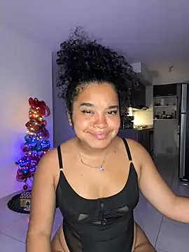 Snapshot of Lucy_wilson5 chatting on 12, 1, 2025 Lucy wilson5 online show from 12, 1, 2025
