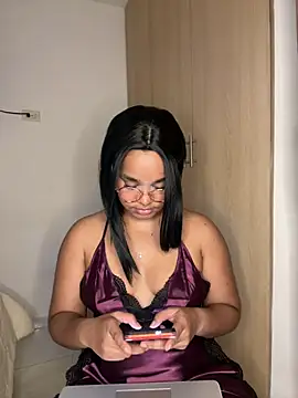 Snapshot of Lucy_wilson5 chatting on 1, 2, 2025 Lucy wilson5 online show from 1, 2, 2025