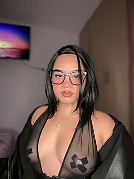 Snapshot of Lucy_wilson5 chatting on 20, 3, 2025 Lucy wilson5 online show from 20, 3, 2025