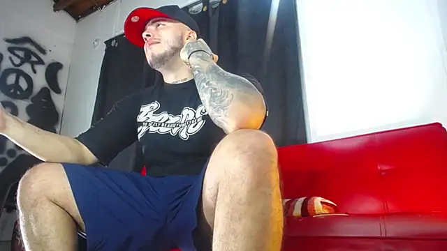 Snapshot of Dexter-T chatting on 12, 12, 2024 Dexter-T online show from 12, 12, 2024