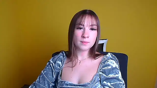 Evelina GG online show from 12, 12, 2024