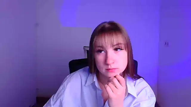 Evelina GG online show from 10, 2, 2025