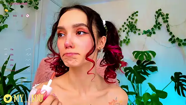 Snapshot of MyLou_ chatting on 10, 12, 2024 MyLou  online show from 10, 12, 2024