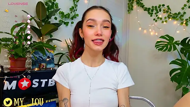 Snapshot of MyLou_ chatting on 16, 12, 2024 MyLou  online show from 16, 12, 2024