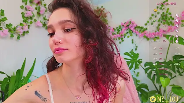 Snapshot of MyLou_ chatting on 22, 3, 2025 MyLou  online show from 22, 3, 2025