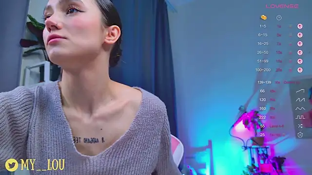 Snapshot of MyLou_ chatting on 26, 10, 2025 MyLou  online show from 26, 10, 2025