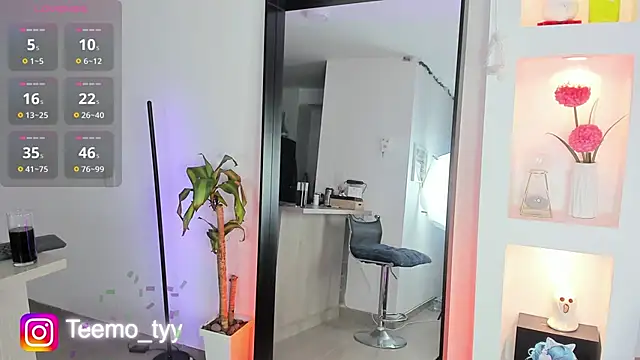 Snapshot of teemotwink chatting on 8, 1, 2026 teemotwink online show from 8, 1, 2026