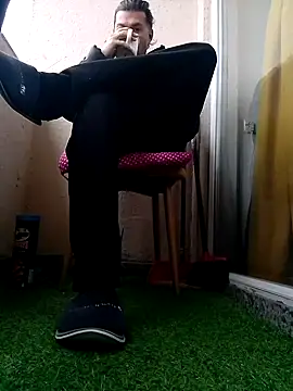Lovely milk online show from 11, 12, 2024