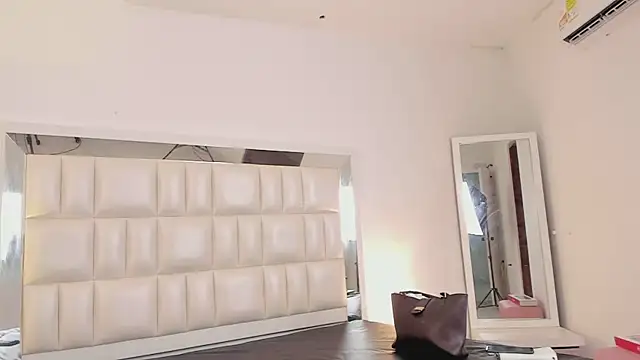 Alhana pulido online show from 18, 3, 2025