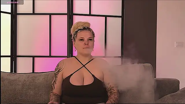LikaBerry1 online show from 30, 6, 2026
