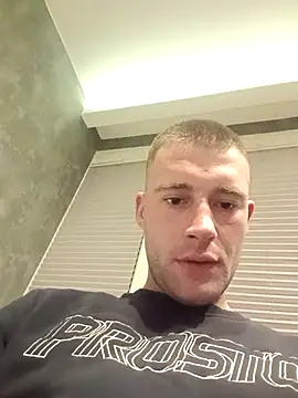 Snapshot of OrGaZmaxxx chatting on 18, 11, 2025 OrGaZmaxxx online show from 18, 11, 2025