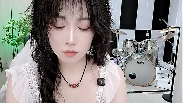 Snapshot of Vaness-a chatting on 23, 9, 2025 Vaness-a online show from 23, 9, 2025