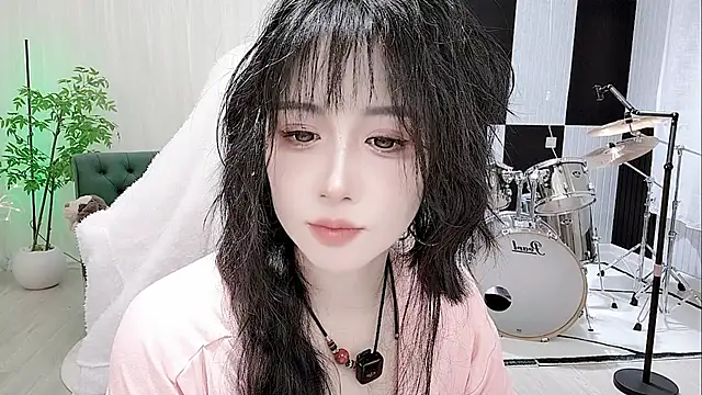 Snapshot of Vaness-a chatting on 28, 9, 2025 Vaness-a online show from 28, 9, 2025