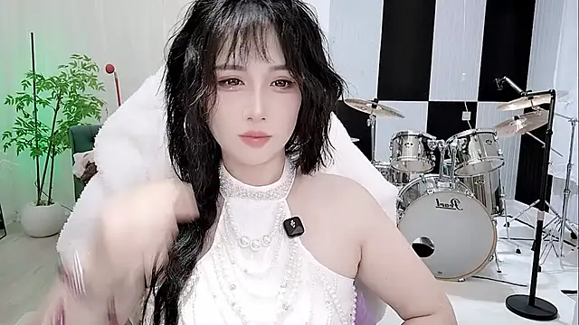 Snapshot of Vaness-a chatting on 5, 10, 2025 Vaness-a online show from 5, 10, 2025