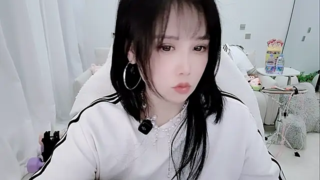 Snapshot of Vaness-a chatting on 1, 4, 2026 Vaness-a online show from 1, 4, 2026