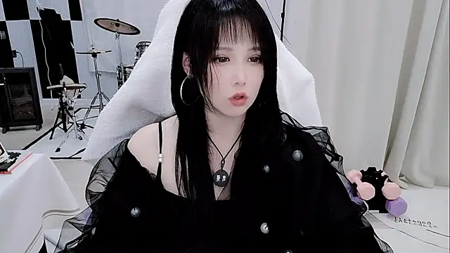 Snapshot of Vaness-a chatting on 3, 4, 2026 Vaness-a online show from 3, 4, 2026