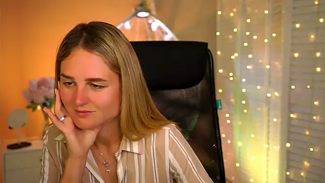 DeboraLarson online show from 31, 5, 2026