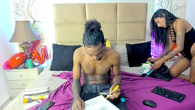Snapshot of bigblackhotx1 chatting on 15, 9, 2025 bigblackhotx1 online show from 15, 9, 2025