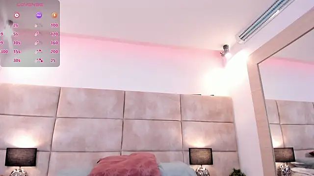 Eevee Taylor online show from 24, 2, 2026