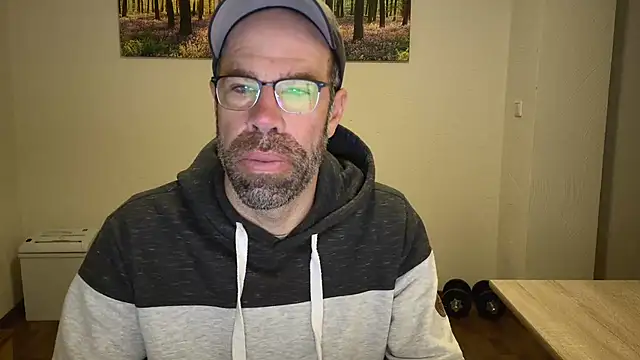 Snapshot of Harry_Boldt chatting on 22, 10, 2025 Harry Boldt online show from 22, 10, 2025