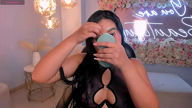 GabriellaLee online show from 22, 11, 2025