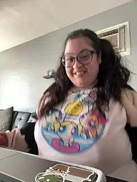 Snapshot of tillymarie34 chatting on 9, 3, 2025 tillymarie34 online show from 9, 3, 2025