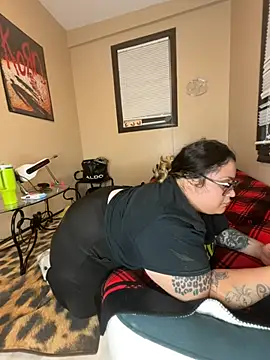 tillymarie34 online show from 17, 6, 2026
