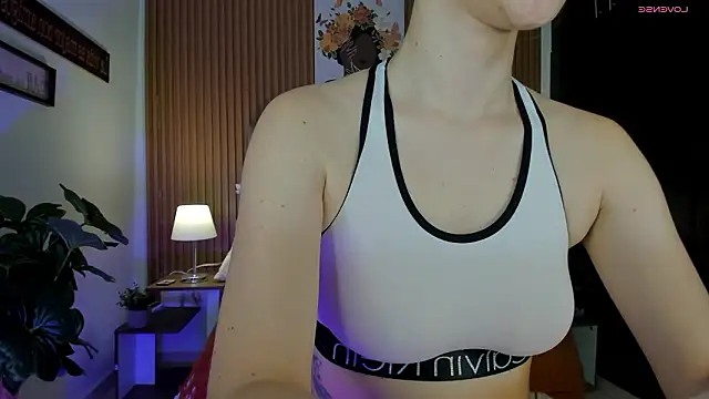 Snapshot of StacyWoods chatting on 14, 1, 2026 StacyWoods online show from 14, 1, 2026