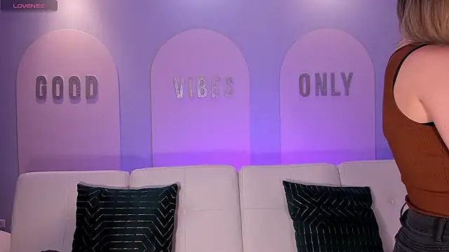 Snapshot of StacyWoods chatting on 14, 4, 2026 StacyWoods online show from 14, 4, 2026