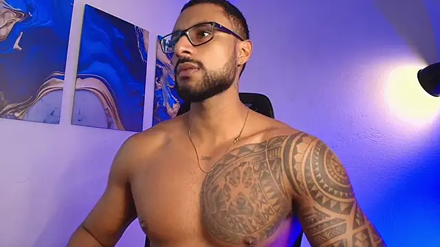 LiamGarcia1 online show from 27, 2, 2026