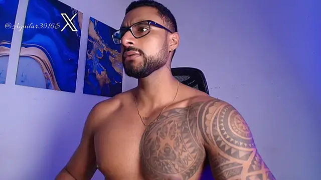 LiamGarcia1 online show from 17, 3, 2026