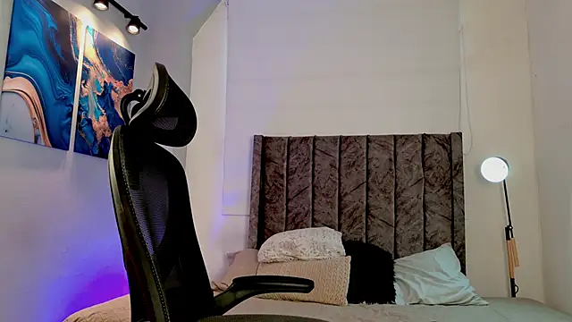 LiamGarcia1 online show from 22, 6, 2026