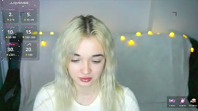 Snapshot of Ashley_S chatting on 17, 11, 2025 Ashley S online show from 17, 11, 2025