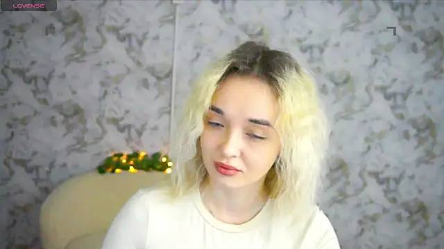 Ashley S online show from 28, 4, 2026