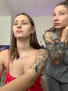 Snapshot of HotCaramellsTV chatting on 14, 9, 2025 HotCaramellsTV online show from 14, 9, 2025