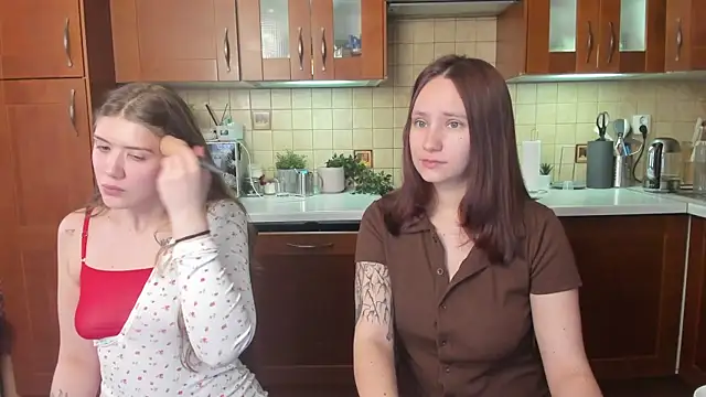 HotCaramellsTV online show from 12, 5, 2026