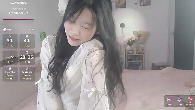 Snapshot of Luminous163 chatting on 19, 1, 2025 Luminous163 online show from 19, 1, 2025
