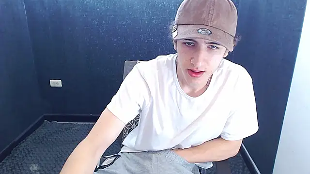 Kerverr  online show from 9, 11, 2025