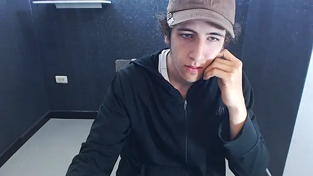 Kerverr  online show from 14, 12, 2025