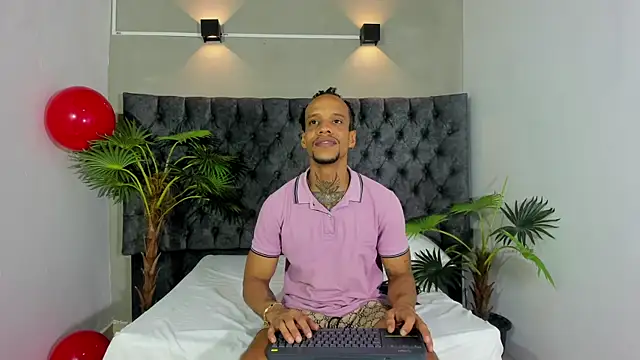 Snapshot of Salomon_koude chatting on 17, 4, 2026 Salomon koude online show from 17, 4, 2026