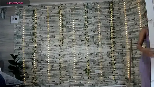 Snapshot of Candyscouples chatting on 14, 10, 2025 Candyscouples online show from 14, 10, 2025