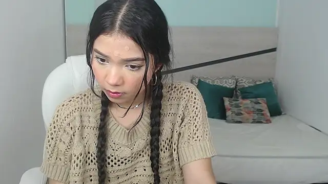 sussy leon online show from 13, 12, 2024
