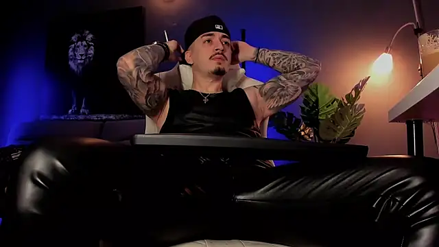 Snapshot of uptomatty chatting on 8, 3, 2026 uptomatty online show from 8, 3, 2026