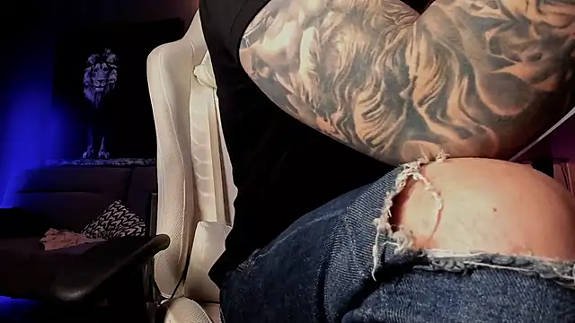 Snapshot of uptomatty chatting on 21, 3, 2026 uptomatty online show from 21, 3, 2026